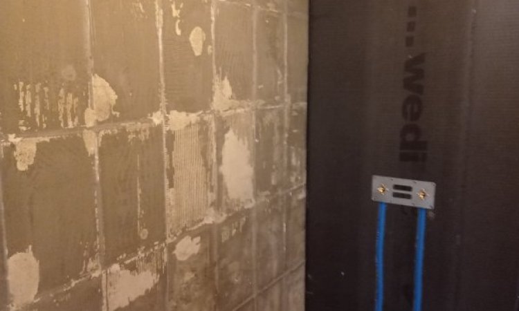 Réparation de fuite dans une salle de bain à Lesparre-Médoc